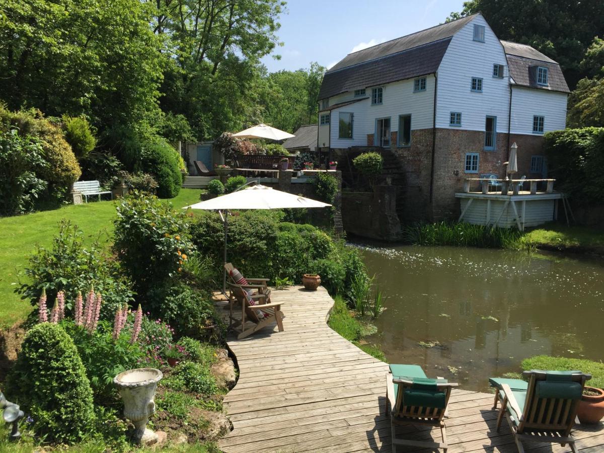 Castle Mill Bed And Breakfast 多尔金 外观 照片
