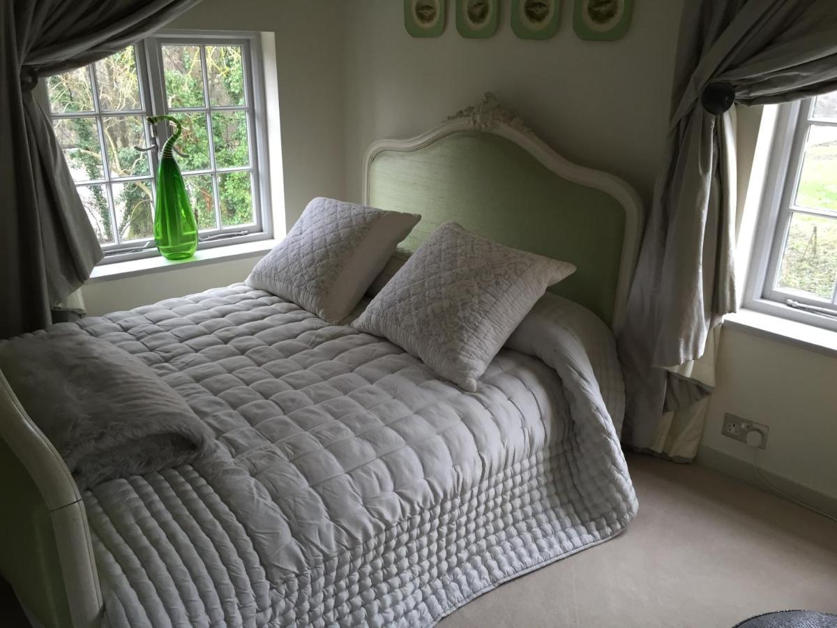 Castle Mill Bed And Breakfast 多尔金 外观 照片