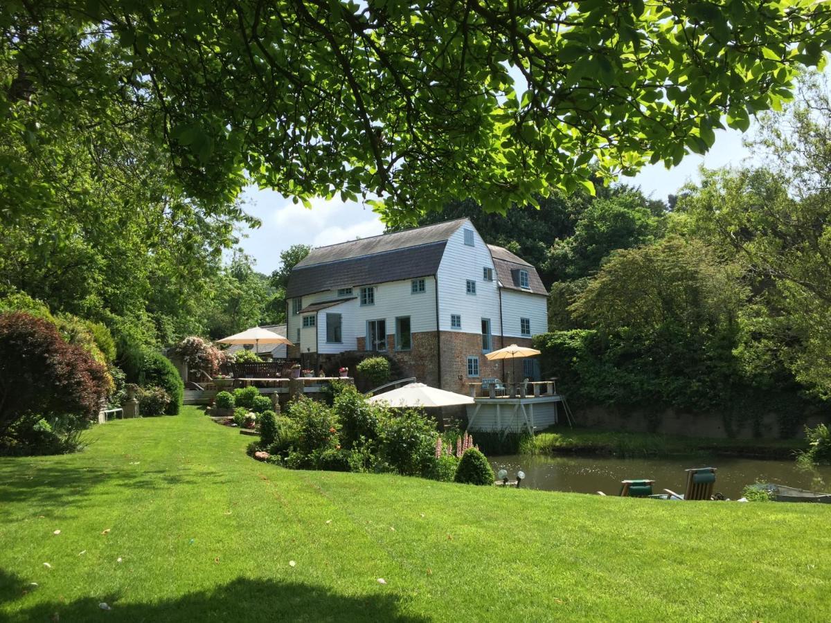 Castle Mill Bed And Breakfast 多尔金 外观 照片